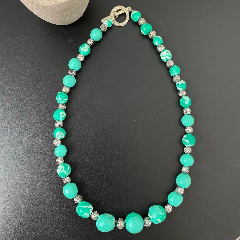 Vintage Y2K Turquoise Silver Swirl Bead Statement Necklace Chunky Boho Toggle